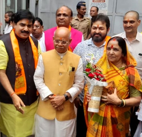 ಹಿಮಾಚಲ ರಾಜ್ಯಪಾಲ ಶಿವಪ್ರತಾಪ್‍ರನ್ನು ಅಭಿನಂದಿಸಿದ ವಿಜಯ್ ಶೆಟ್ಟಿ